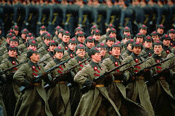 sovietsoldiers2.jpg